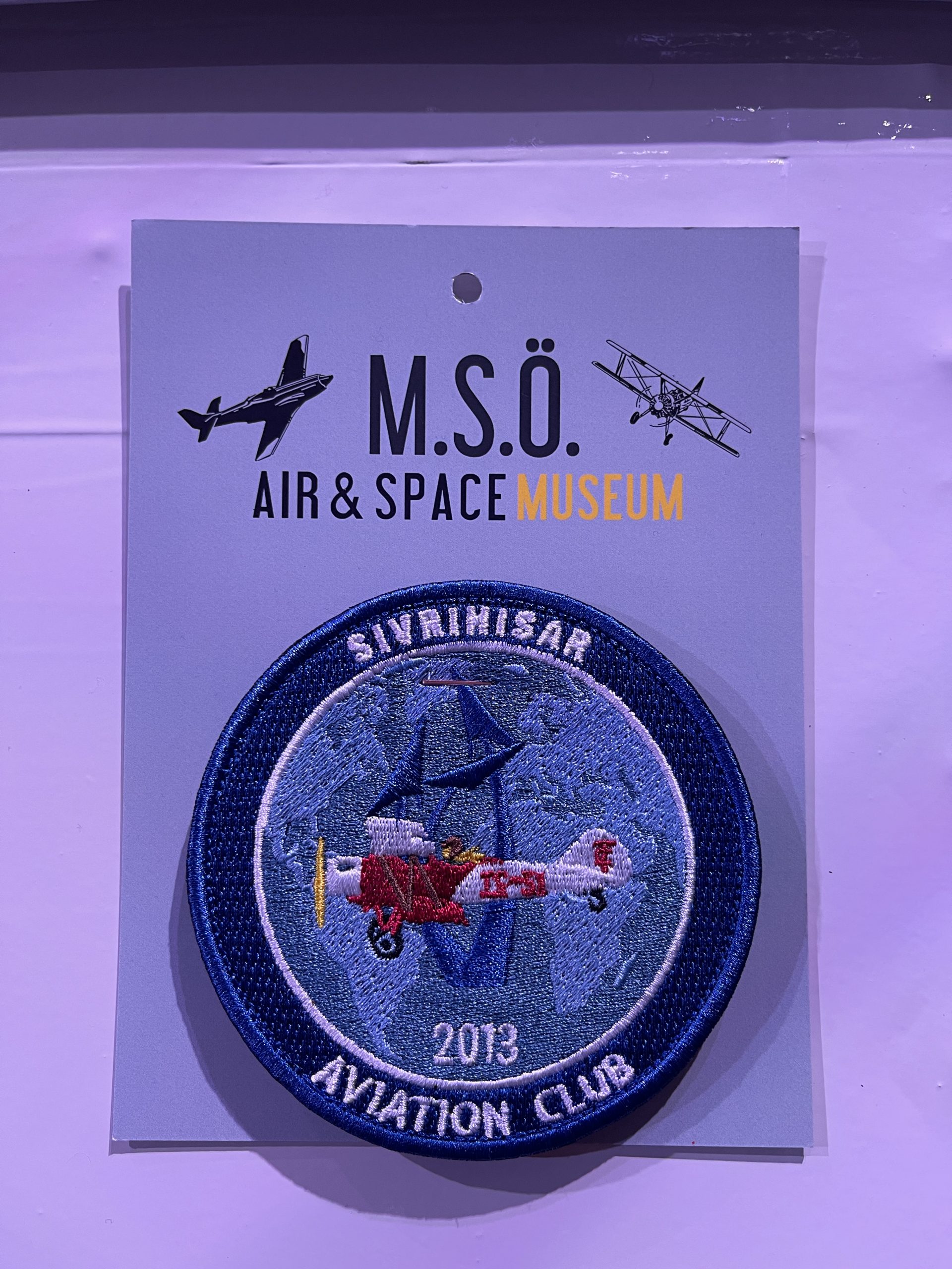 PEÇ- YENİ KULÜP LOGOLU